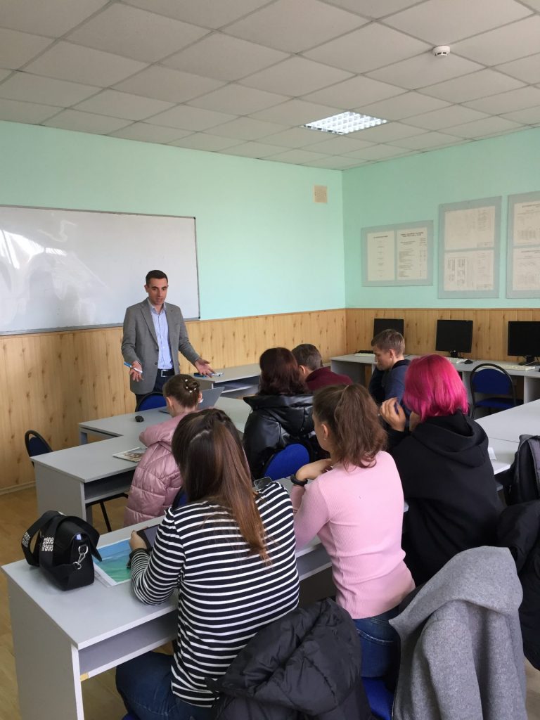 Image for: Засідання студентського гуртка «Проблеми міжнародних економічних відносин»